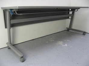 オカムラ フラップテーブル１８６０ Nタイプ
