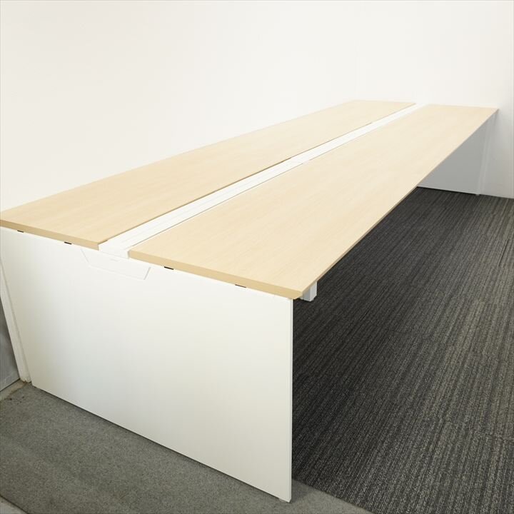 オカムラ プロユニット フリーウェイ フリーアドレス 6012 H720 W2400天板4枚+W1200天板2枚 10席分 ネオウッドライト天板