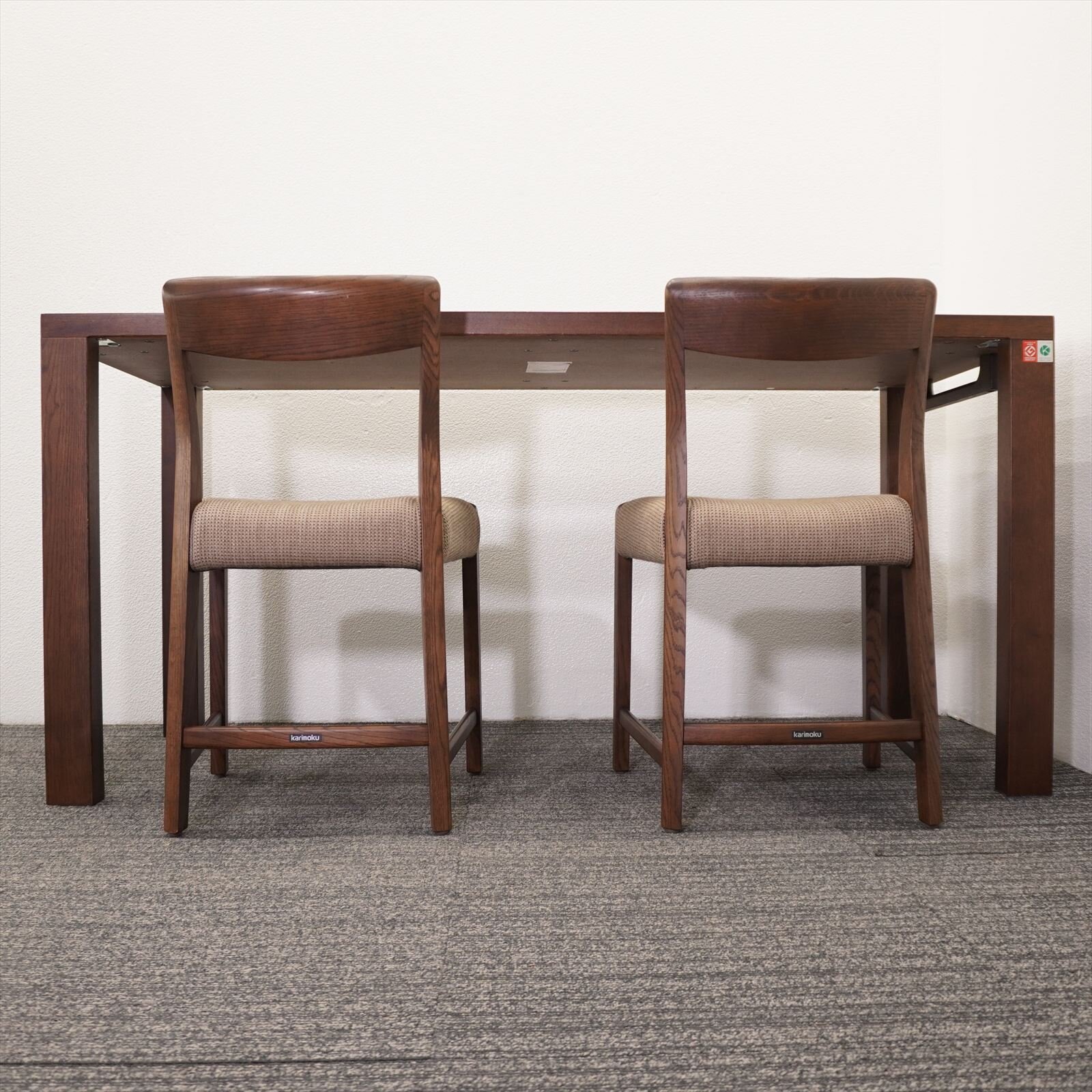 カリモク テーブル×1台 チェア×2脚 3点セット