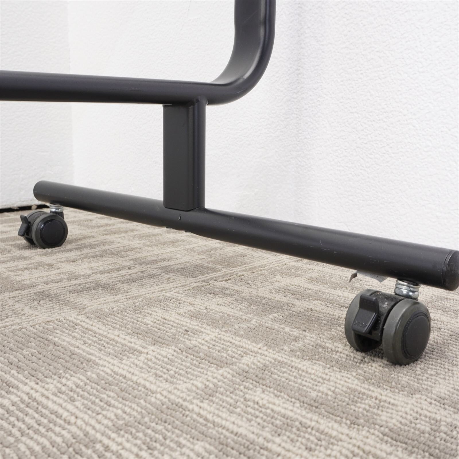 コクヨ モビーボ スライドホワイトボード W1435 ブラックフレーム 特価品(4)