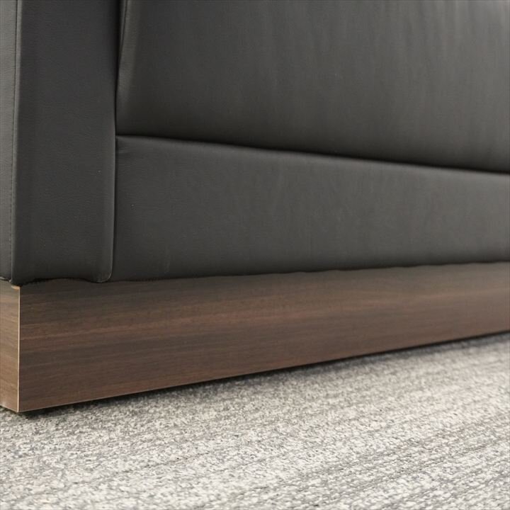 【2021年製】オカムラ S-99 2人用ソファ 革／プライズウッドダーク肘 W1500 D750 H750