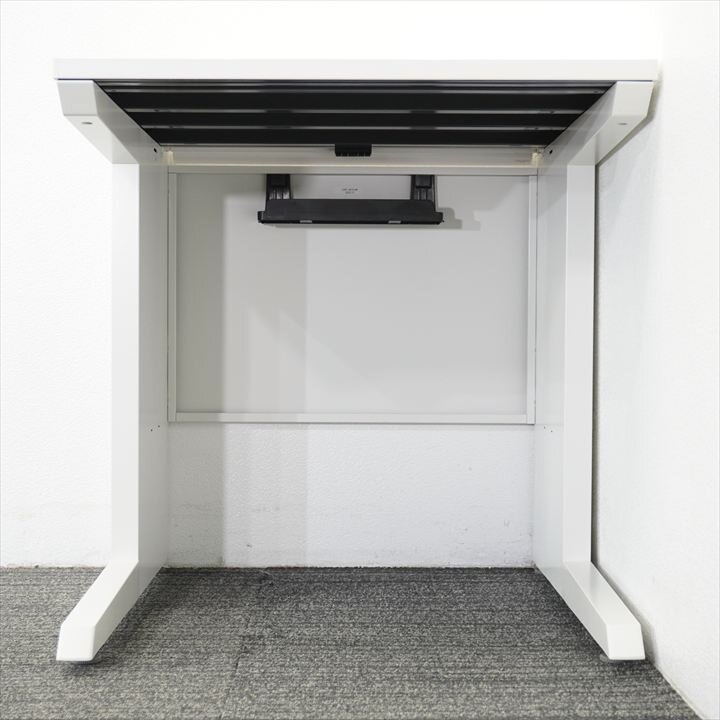 イトーキ ＣＺＲ 平机 077 H720 引出なし