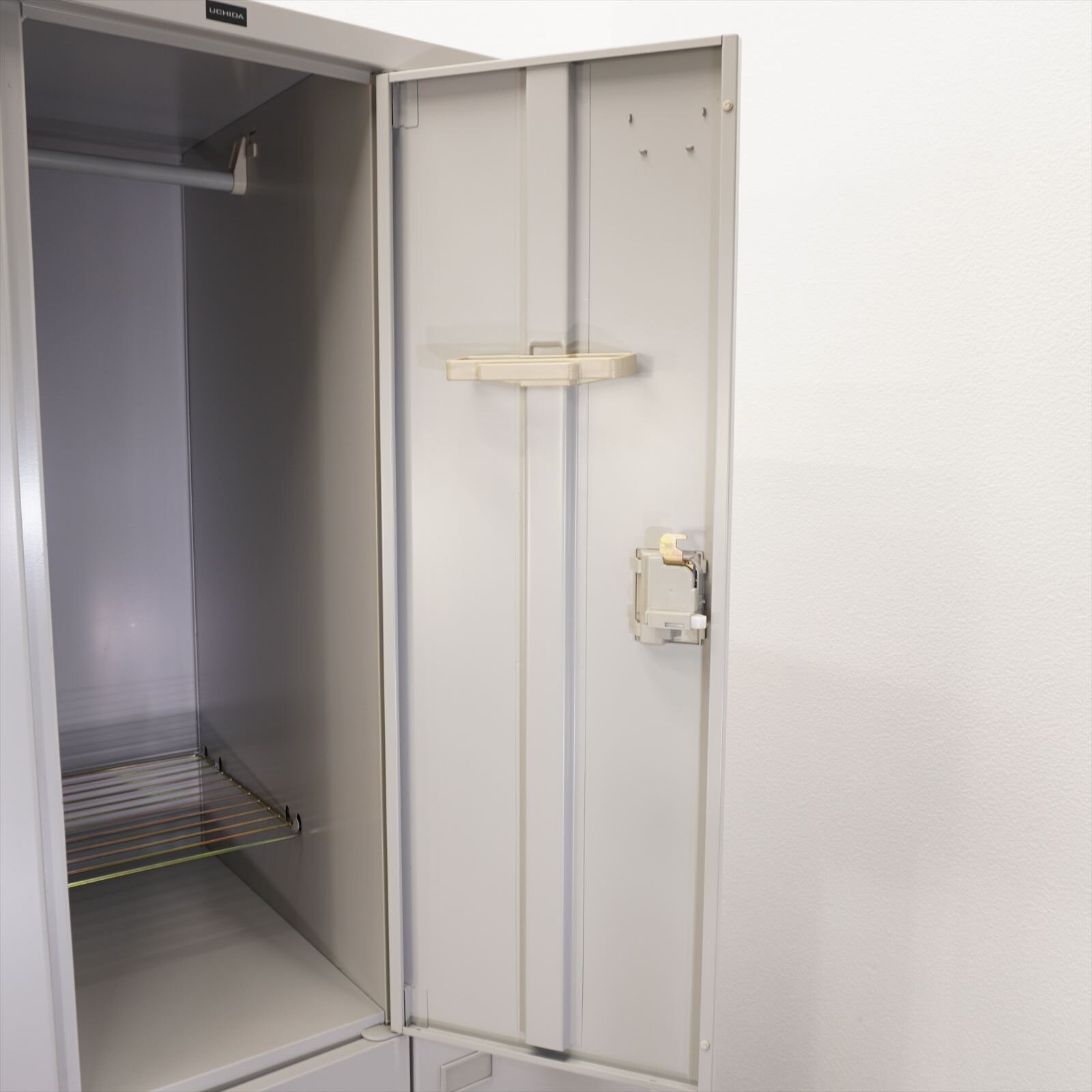 ウチダ NF型 ６人用ロッカー