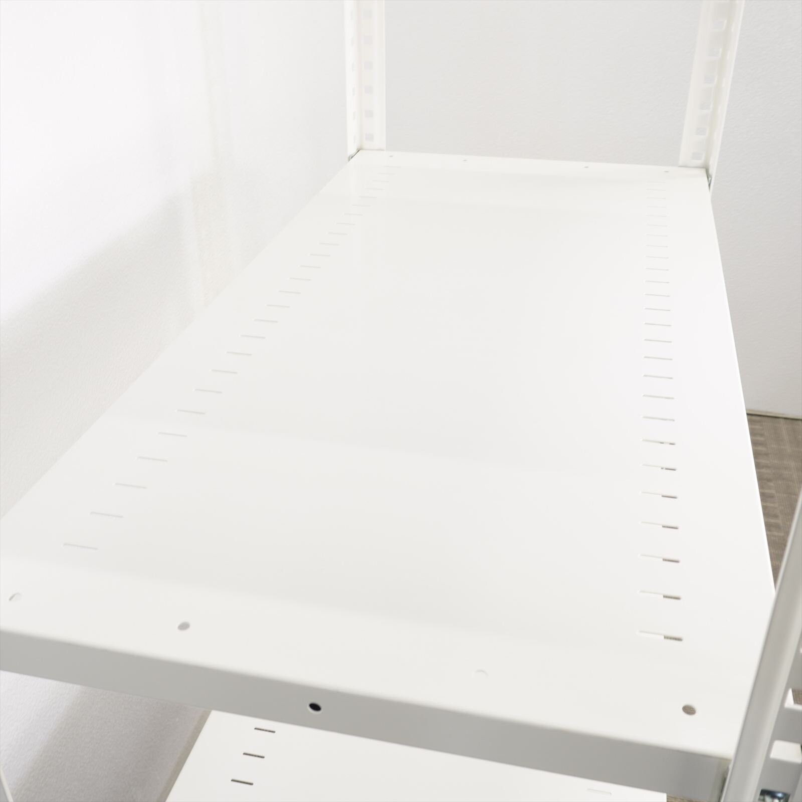 【自社便対応のみ】オカムラ 軽量棚 天地６段 150㎏/1段 W900 D450 H2100 ホワイト