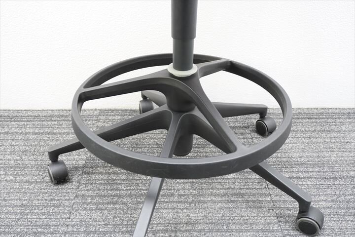 ヴィトラ ピボット ハイチェア 5スターベース レッド