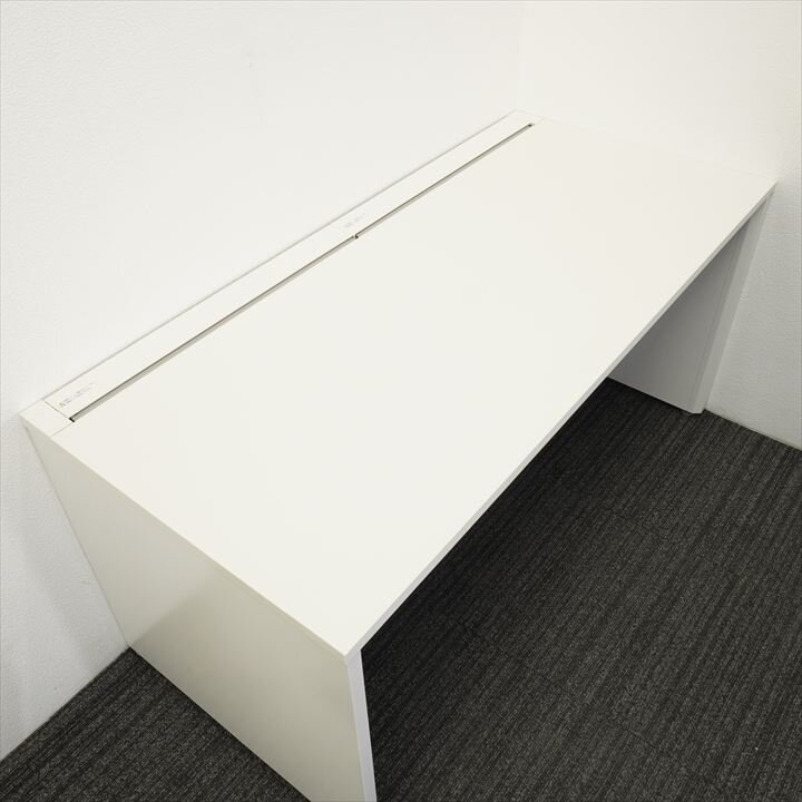 イトーキ ＣＺＲ 平机 157 引出ナシ パネル脚