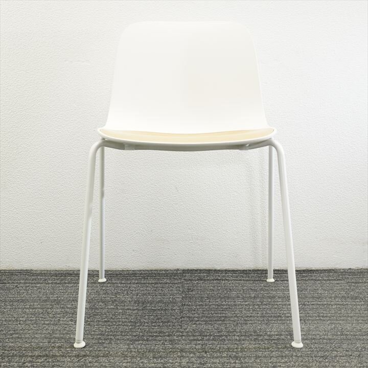 ラパルマ シーラ スタッキングチェア 4レッグベース ブランチドオーク／ホワイト