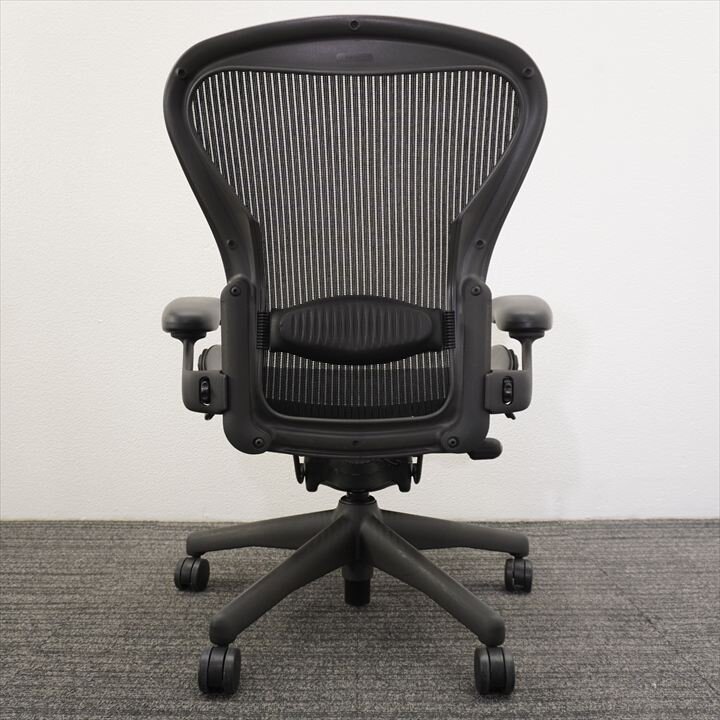ハーマンミラー アーロンチェア 可動肘 ランバーサポート フル装備 Bサイズ グラファイト 特価品