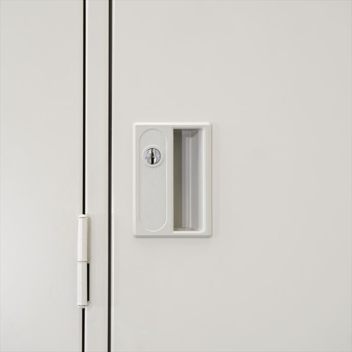 イトーキ Ｊ型 ３人用ロッカー