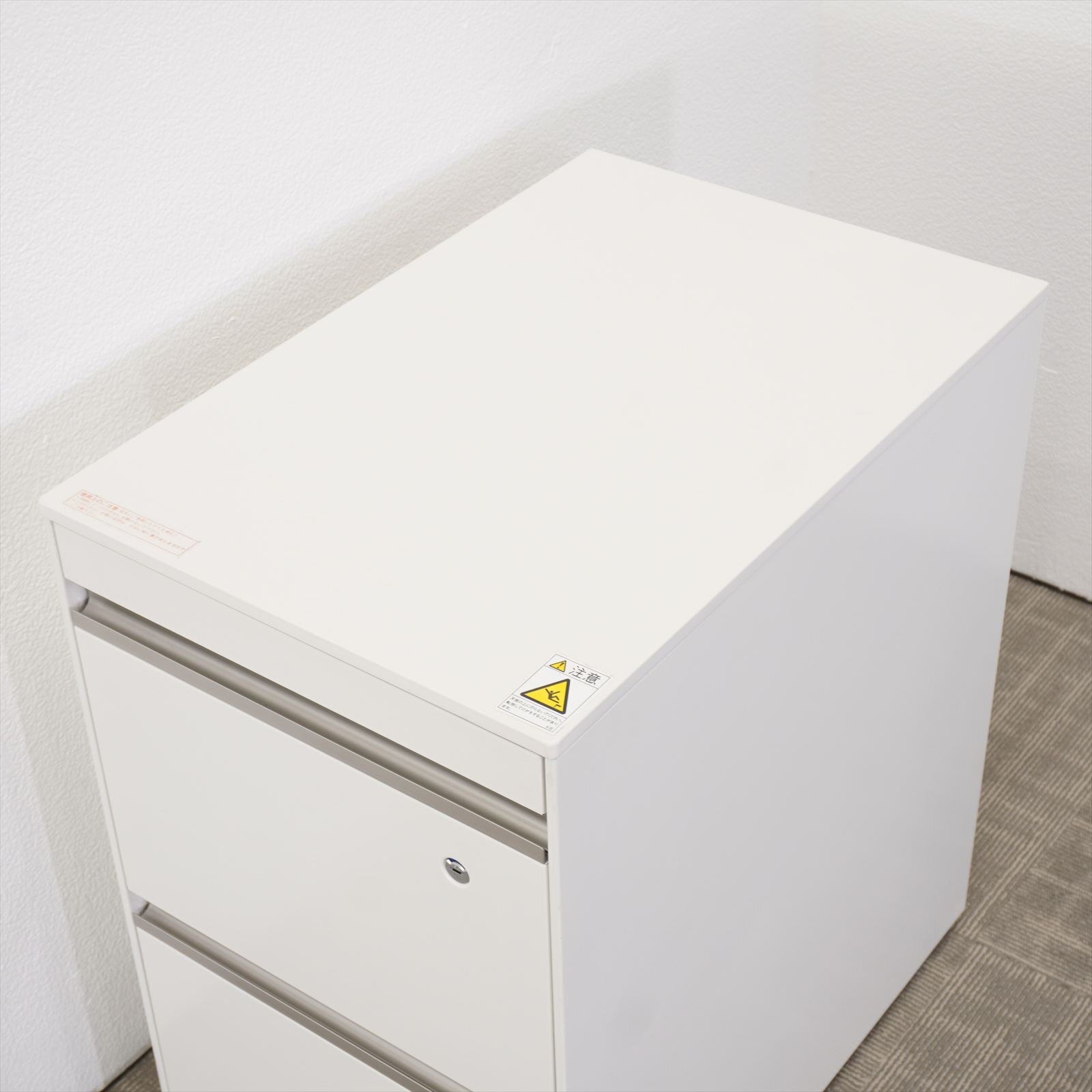 イトーキ インクルード 3段ワゴン W400 D593 H645 ホワイト 特価品