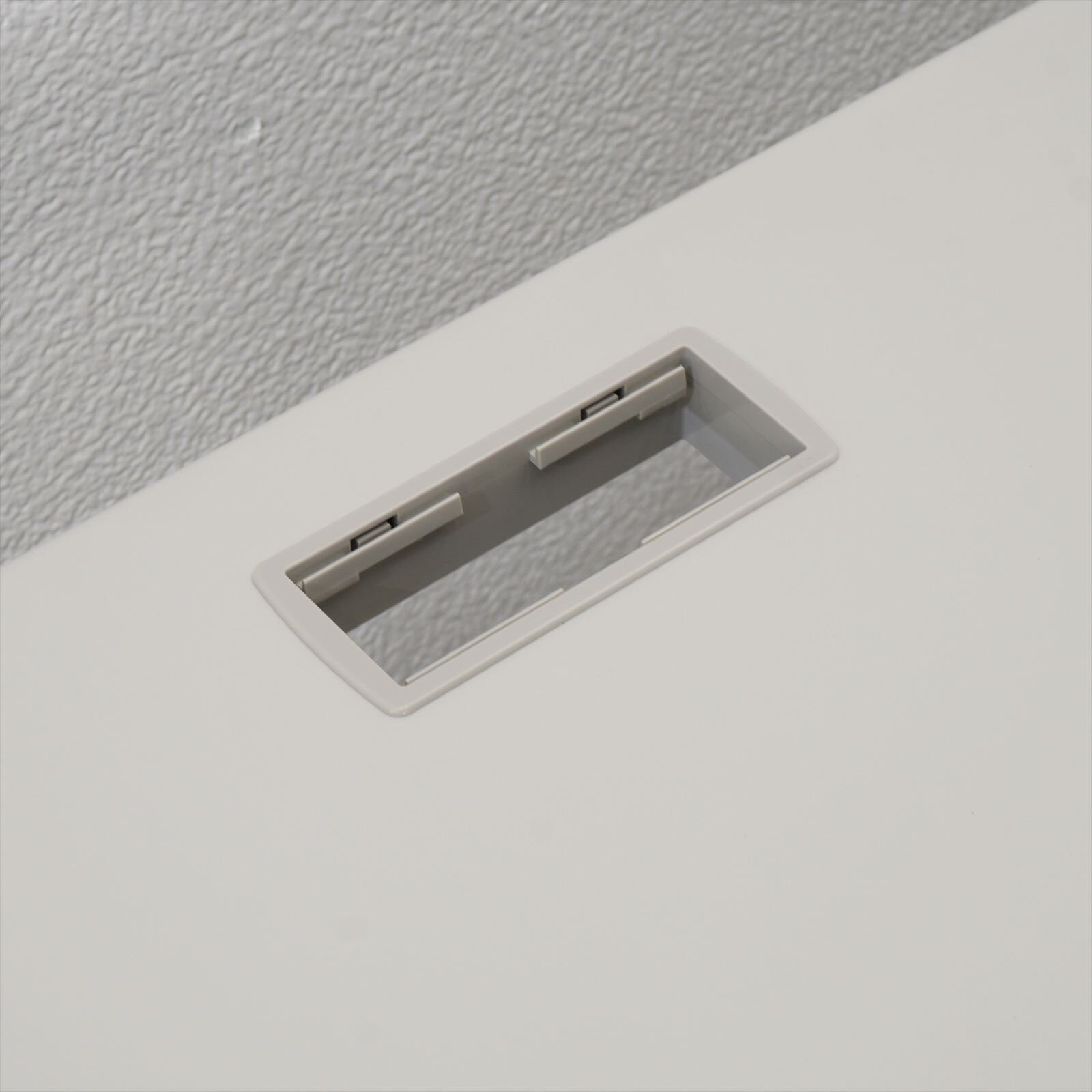 オカムラ SD-V 片袖机 A4・B4兼用