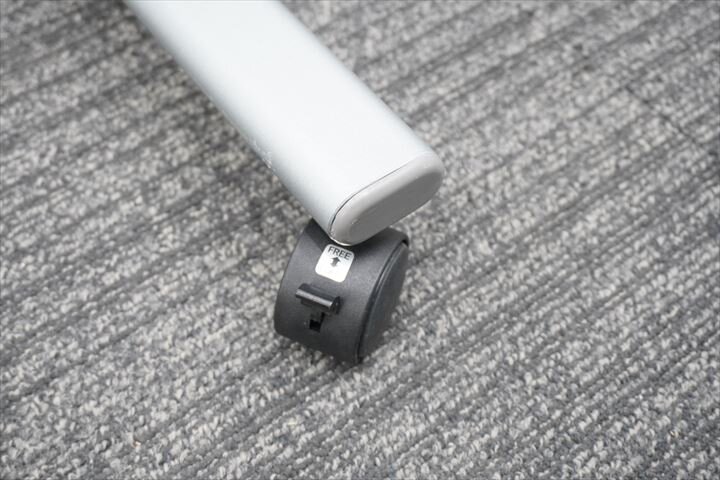 オカムラ 門型コートハンガー 20人用 W1200 D530 H1700 キャスター付き Z712色