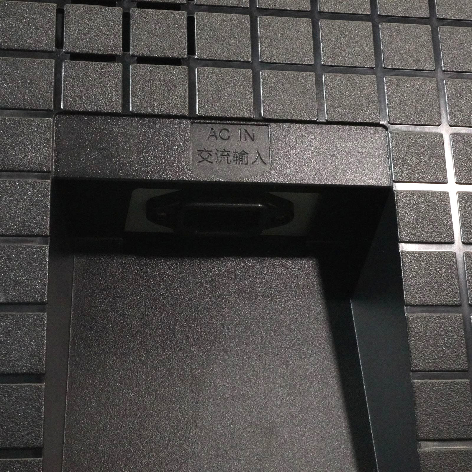 ソニー ブラビア 壁掛けモニター 98インチ FW-98BZ50L