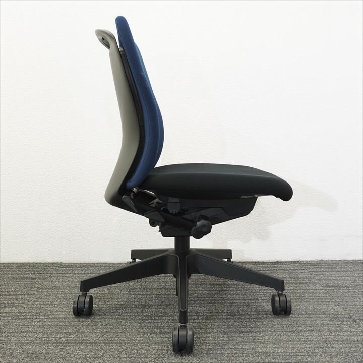 イトーキ フルゴ ネイビーブルー/ブラック