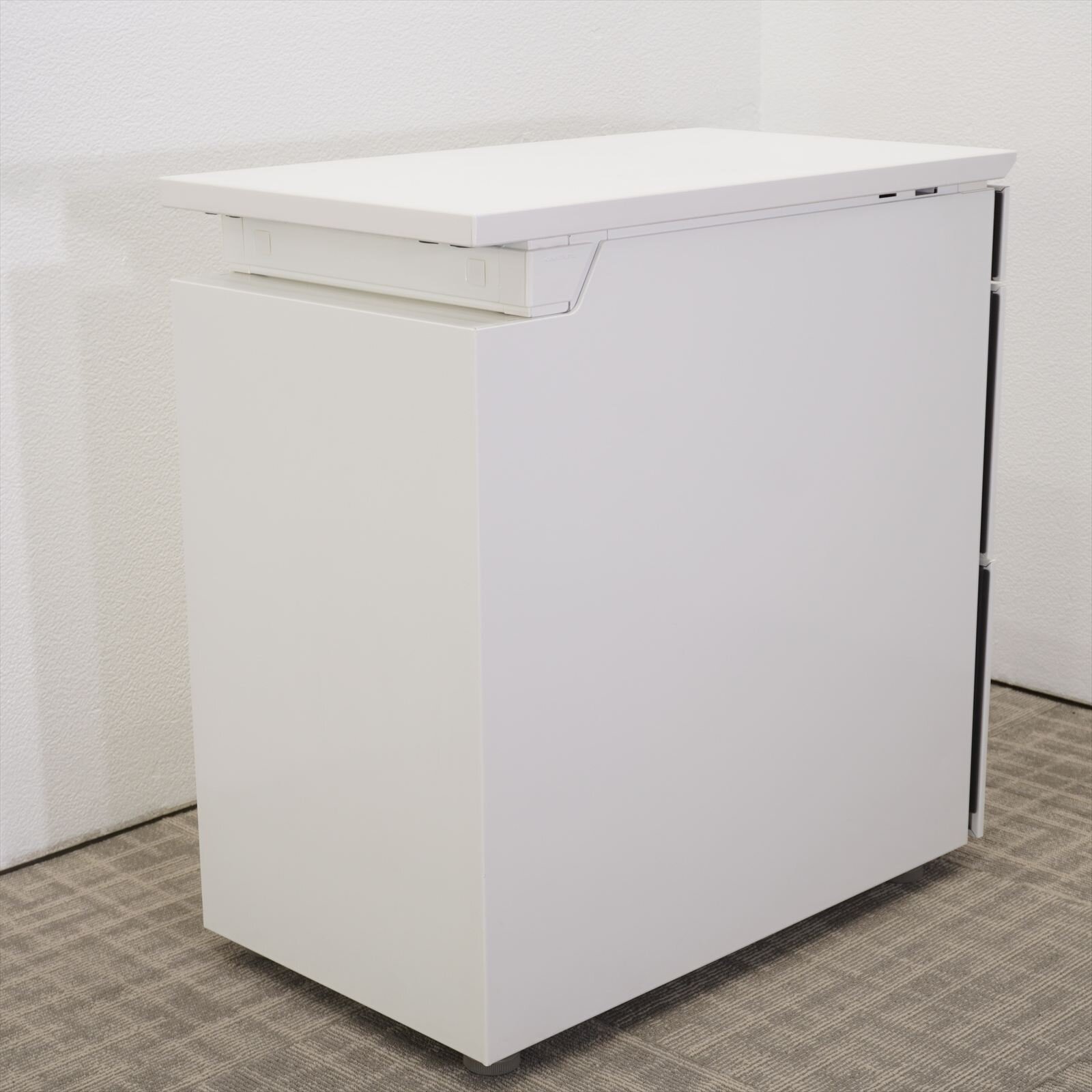 オカムラ プロユニット ３段脇机 H720