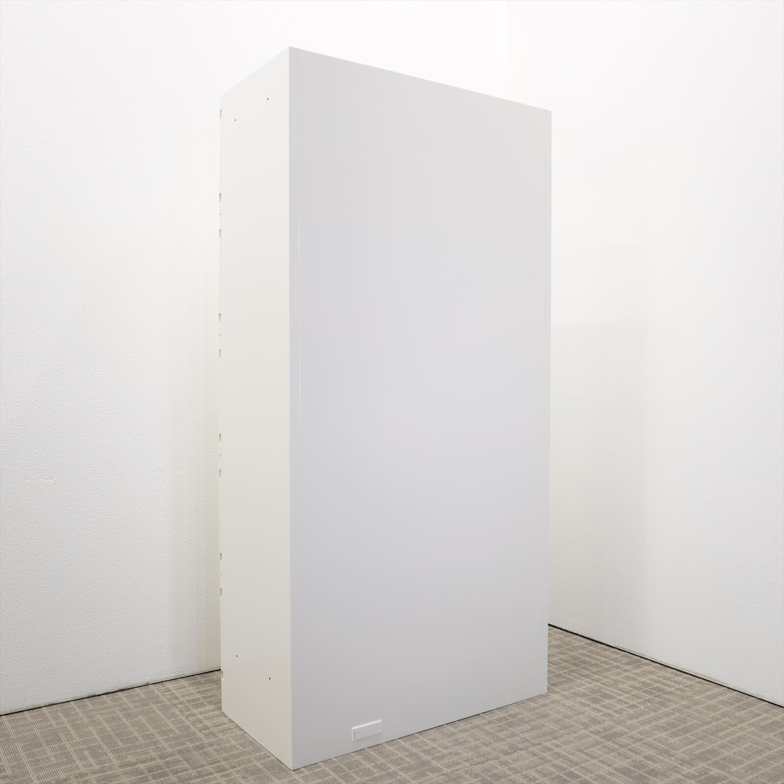 オカムラ ピクスライン ダイヤル式10人用モバイルロッカー H1810