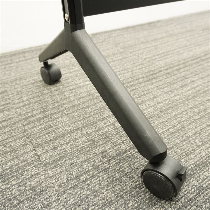 【2021年製】オカムラ L970 門型コートハンガー 20人用 W1222 D500 H1600 ブラック