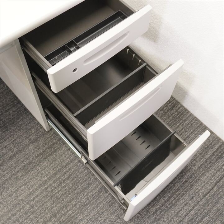 オカムラ SD－V 片袖机 107