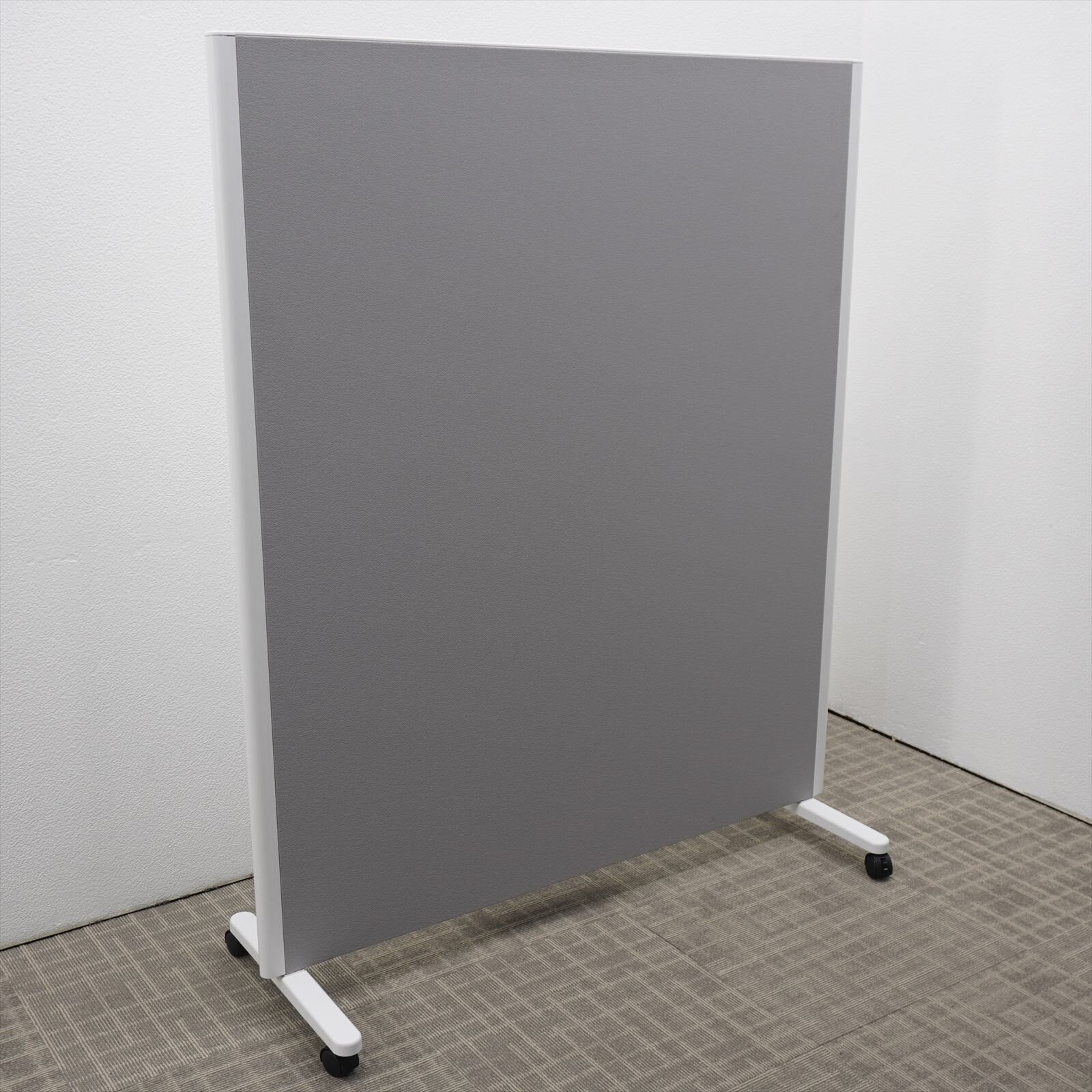 コクヨ パーティション 片面ホワイトボード キャスター付 W1230 H1500 (1)