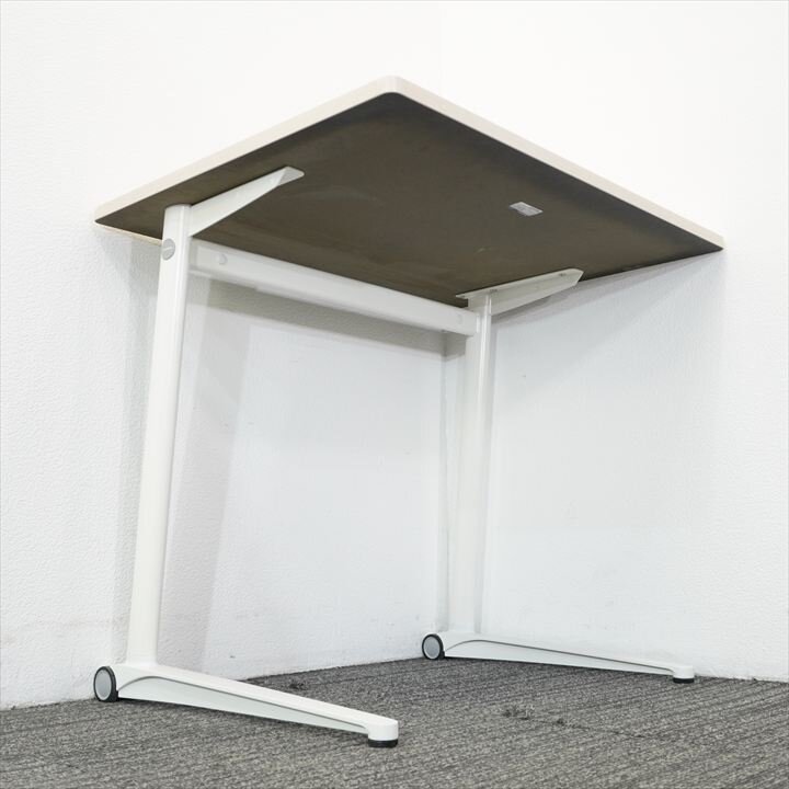 オカムラ ライブス パーソナルテーブル W800 D600 H700