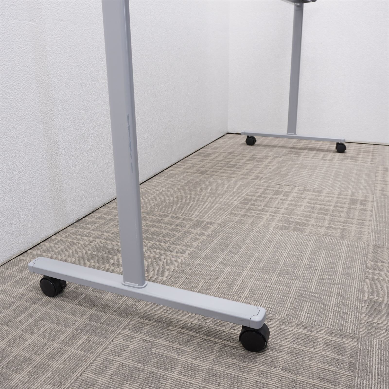 コクヨ 両面 ホワイトボード 脚付 36 特価品（1）