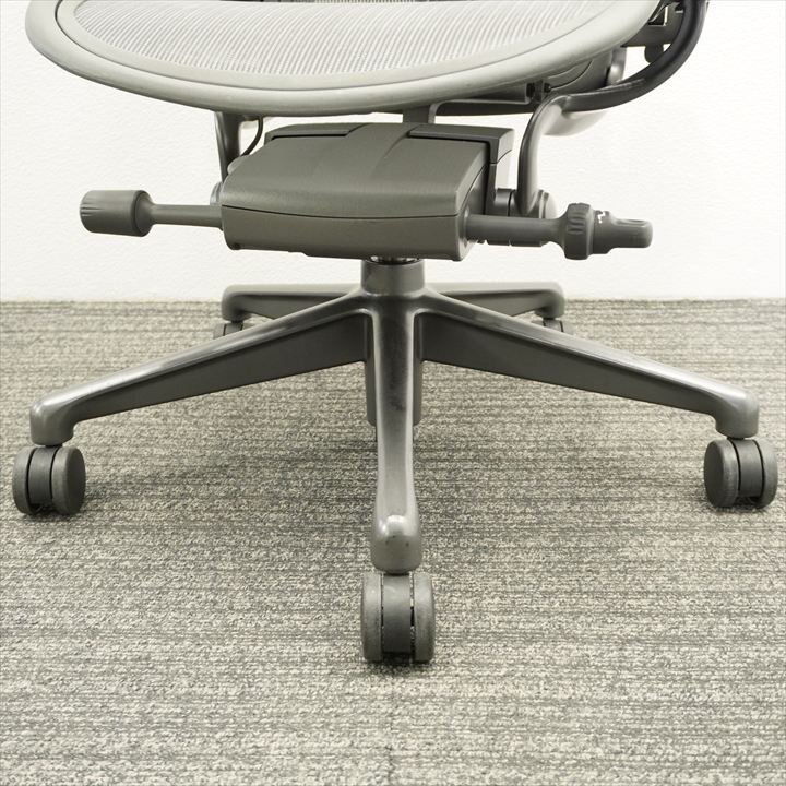 ハーマンミラー アーロンチェアー リマスタード フル装備 Ｂサイズ