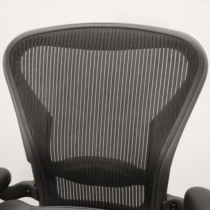 ハーマンミラー アーロンチェア 可動肘 ランバーサポート フル装備 Bサイズ グラファイト 特価品