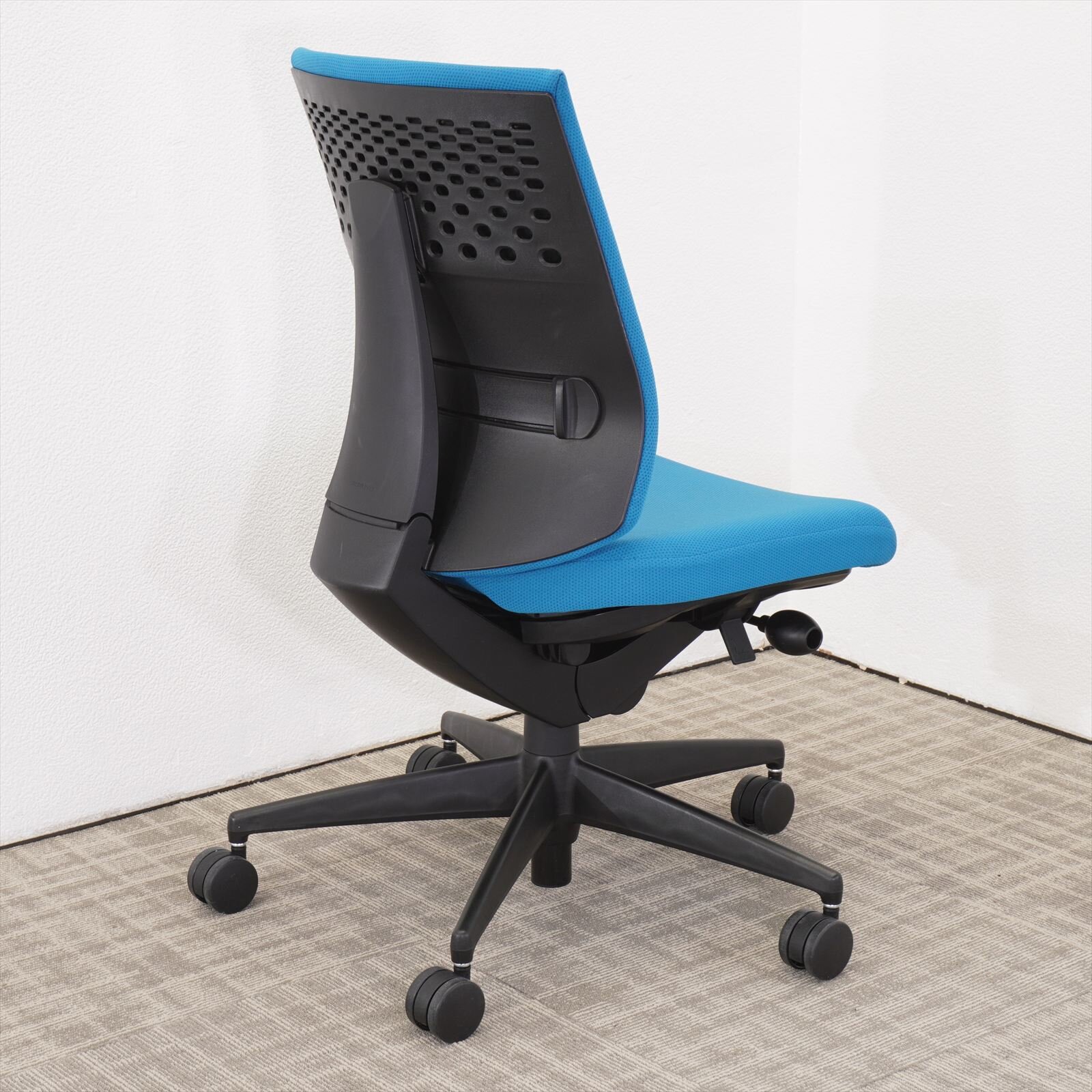 コクヨ ウィザード３ ターコイズブルー 特価品