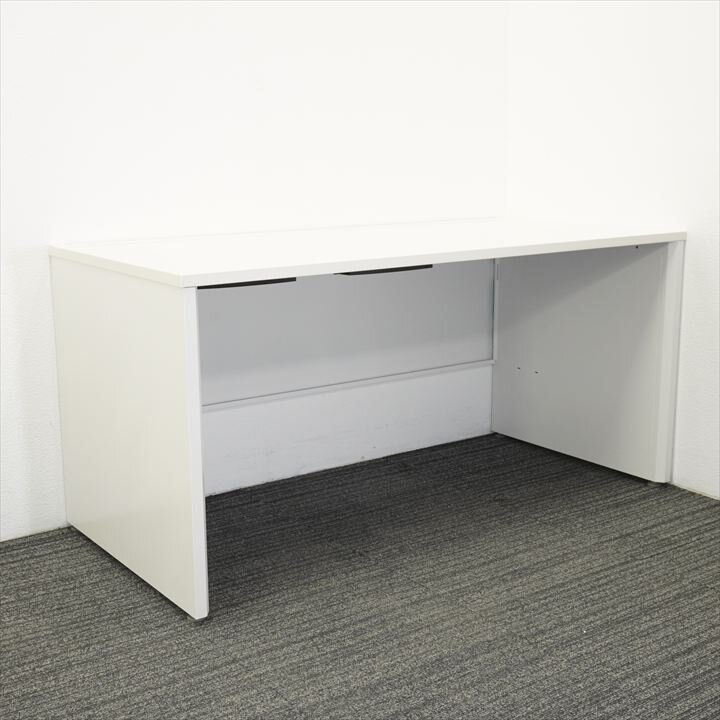 イトーキ ＣＺＲ 平机 157 引出ナシ パネル脚