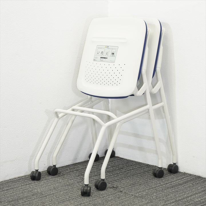 【2017年製】オカムラ ルナ ミーティングチェア ブルー