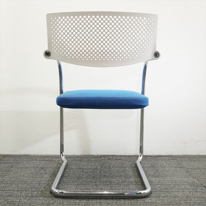 2018年製】ヴィトラ ビザビ2 スタッキングチェア ブルー- 中古オフィス