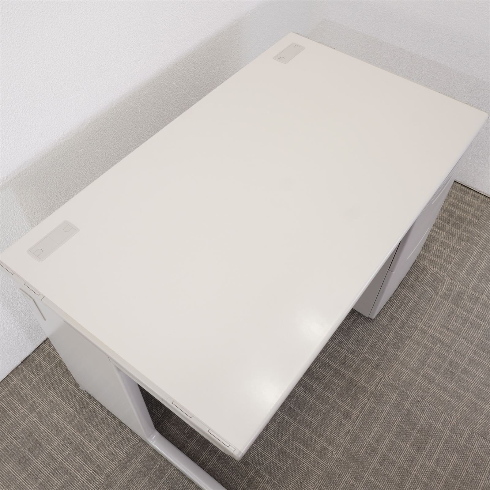 オカムラ SD 片袖机 A4X2段