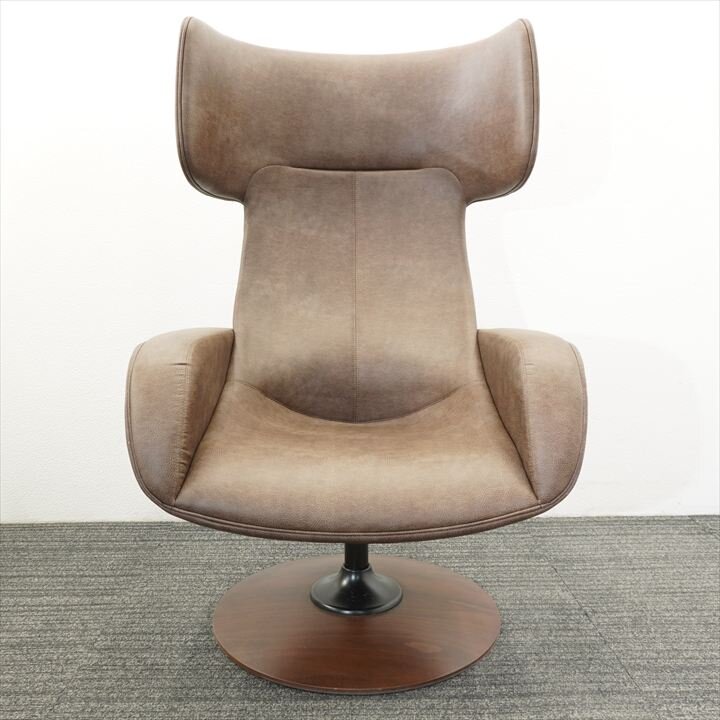 【2021年製】オカムラ ライブス パーソナルチェア ワークヴェルタイプ 革張り／ブラウン