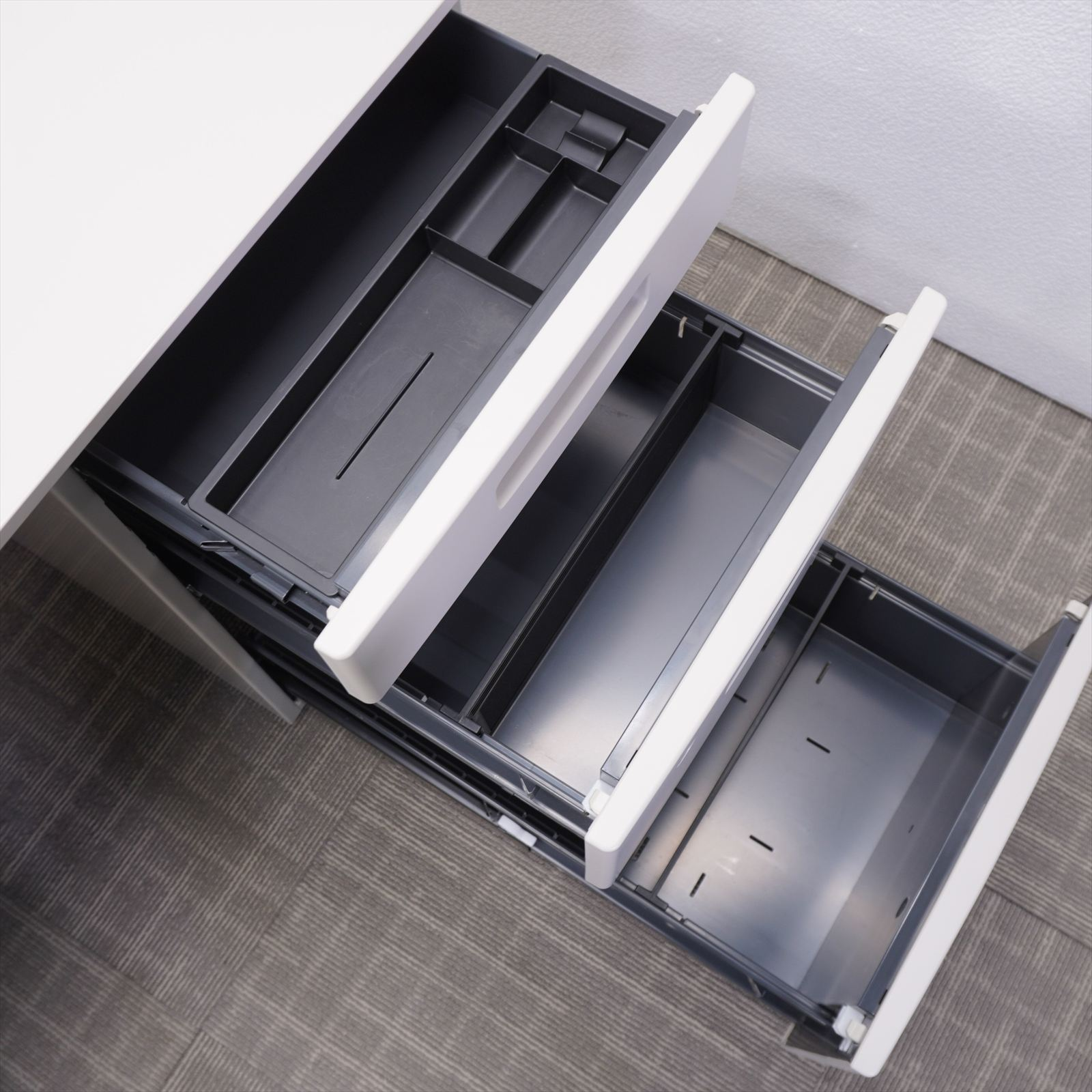 コクヨ ＭＸＶ 両袖机 147 H700  