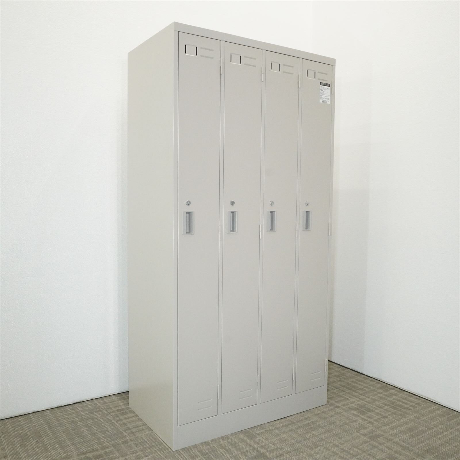 コクヨ LK ４人用ロッカー