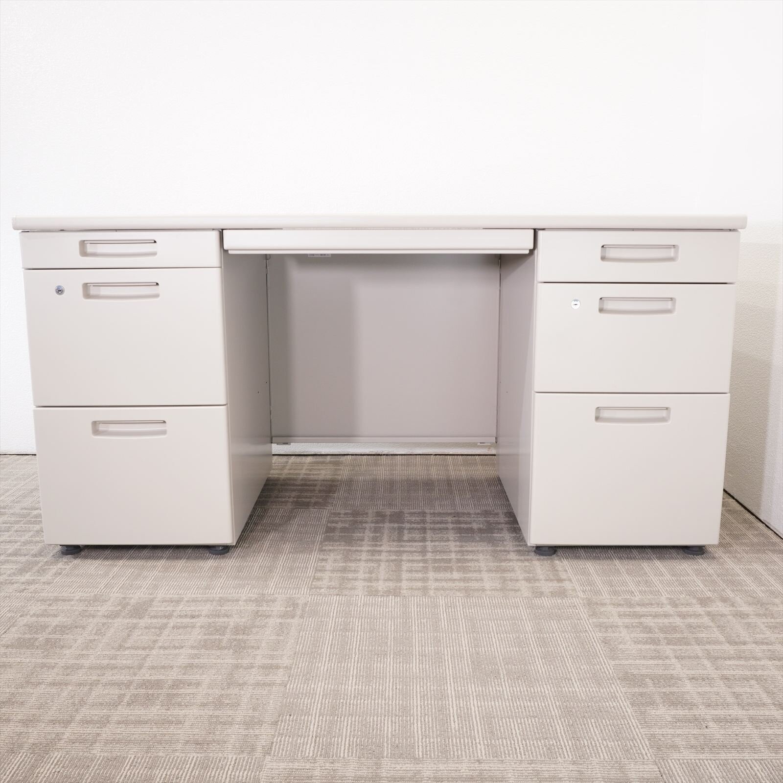 コクヨ BS＋ 両袖机 147