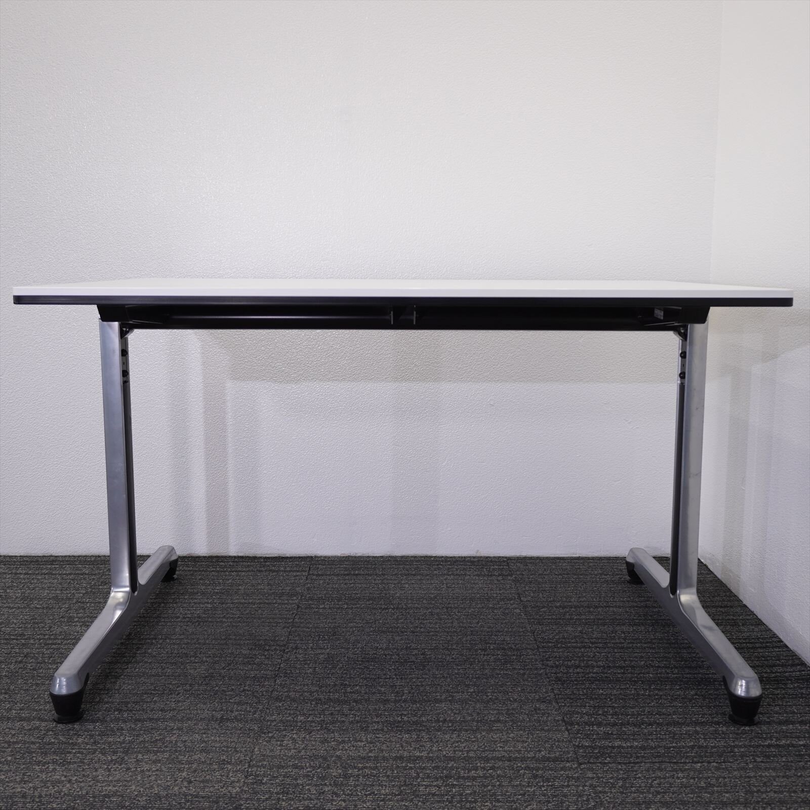 オカムラ インターアクトＭＴ ミーティングテーブル W1200 D750 H720 ホワイト