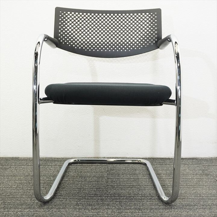 ヴィトラ ビザビ2 スタッキングチェア ブラック 特価品