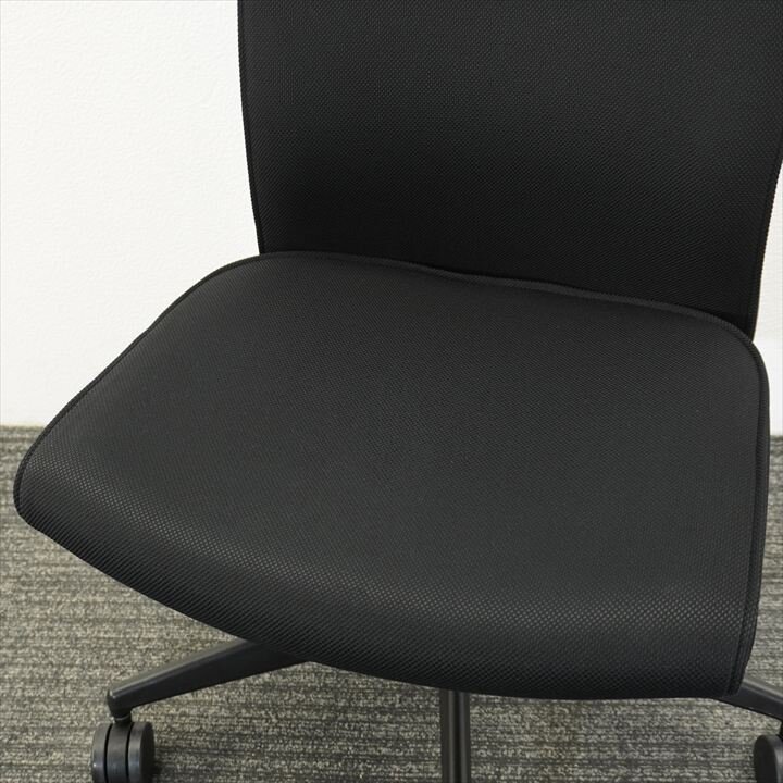 コクヨ プント ハイバック ハンガー付 ブラック