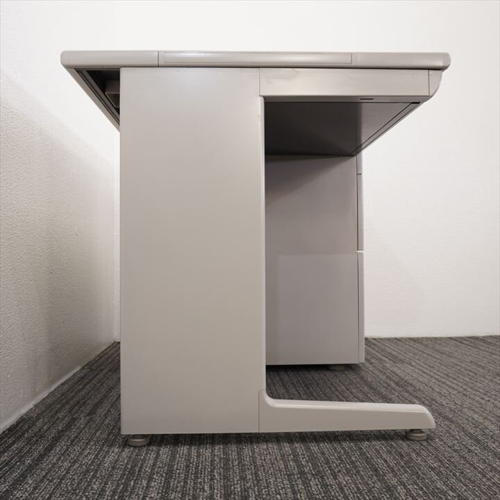 オカムラ SD－V 片袖机 107