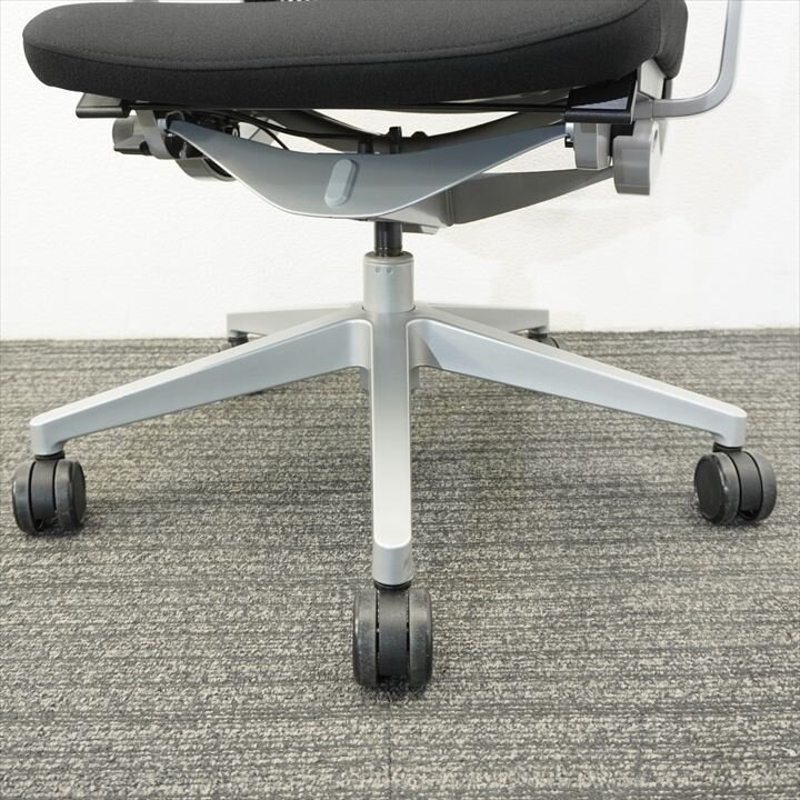 スチールケース ニューシンク 肘付 ブラック