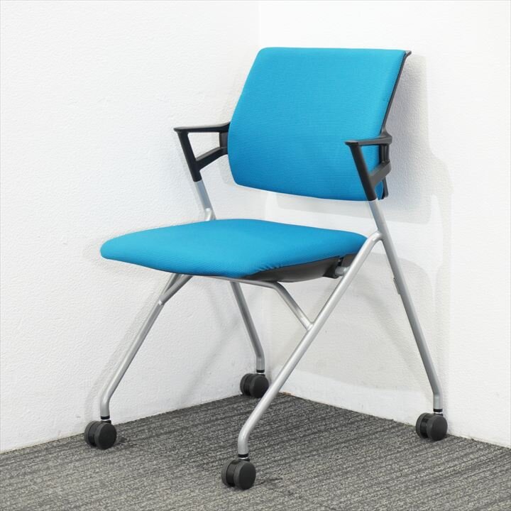 【2018年製】コクヨ ピエガ ミーティングチェア 肘付 シルバー塗装脚 ブルー