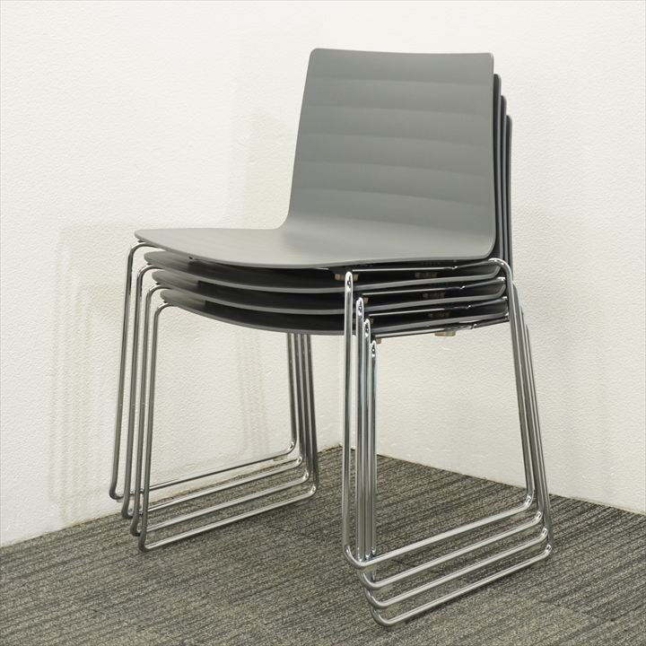 アンドリュー・ワールド フレックスチェアー グレー