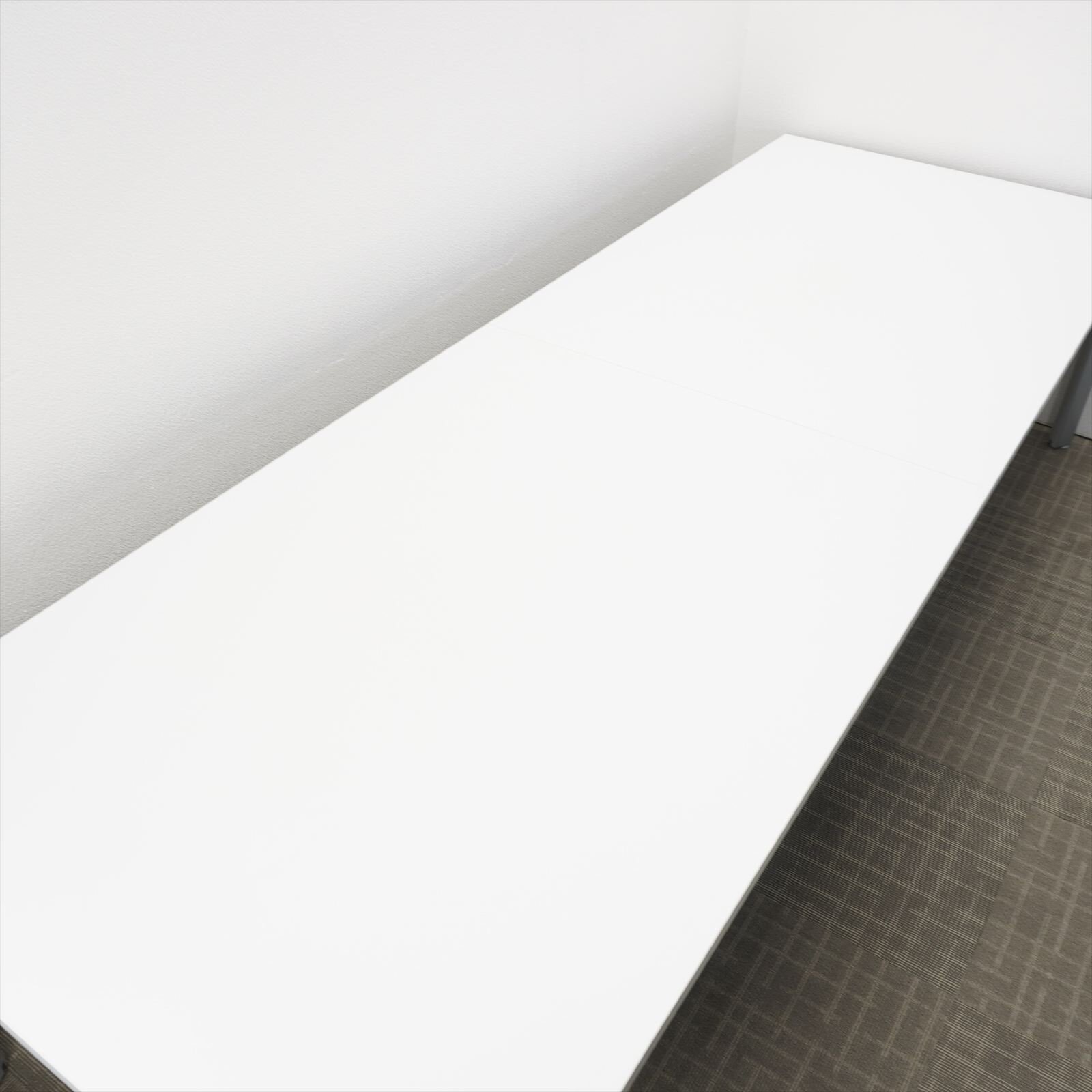 オカムラ　EX-F300　ミーティングテーブル　W3000D1050H720　ホワイト