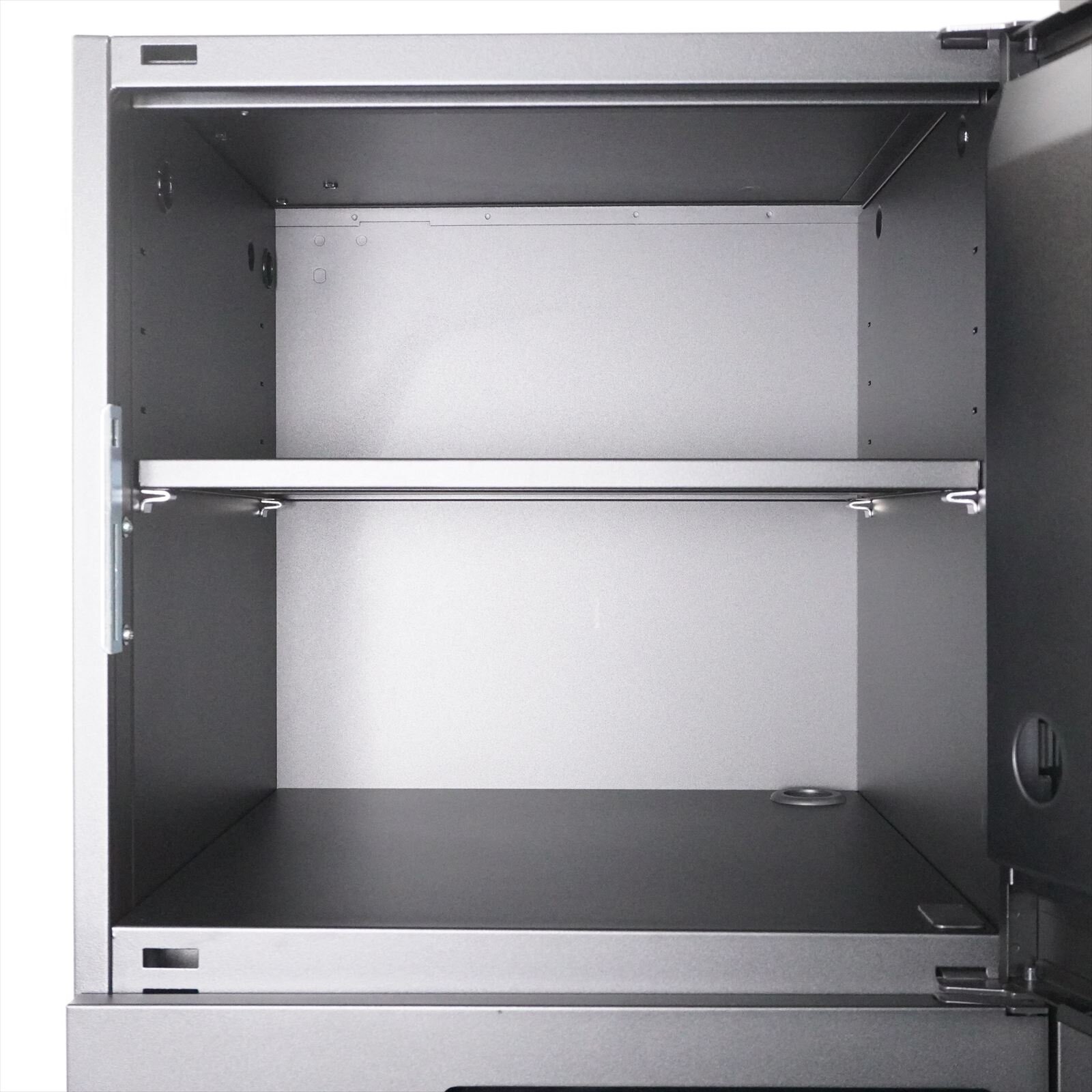 プラス L6 ダイヤル式8人用モバイルロッカー H1820 ブラック