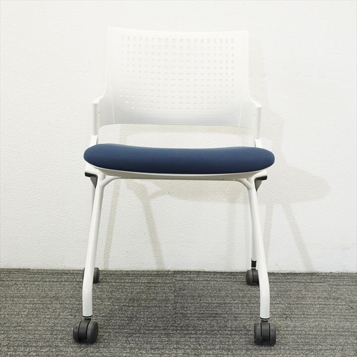 イトーキ モノン ミーティングチェア 樹脂メッシュバック ネイビーブルー