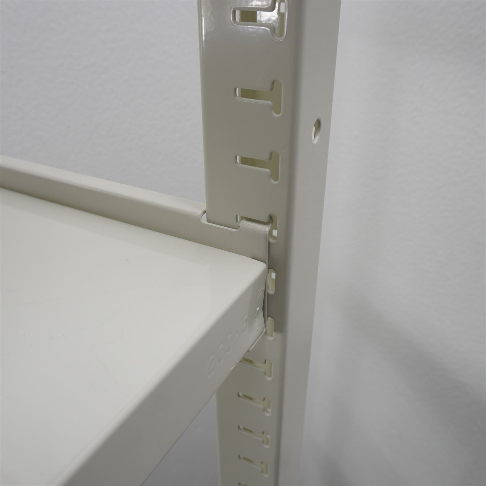【自社便対応のみ】オカムラ 中量棚 天地6段 200kg／1段 W1540 D450 H2100