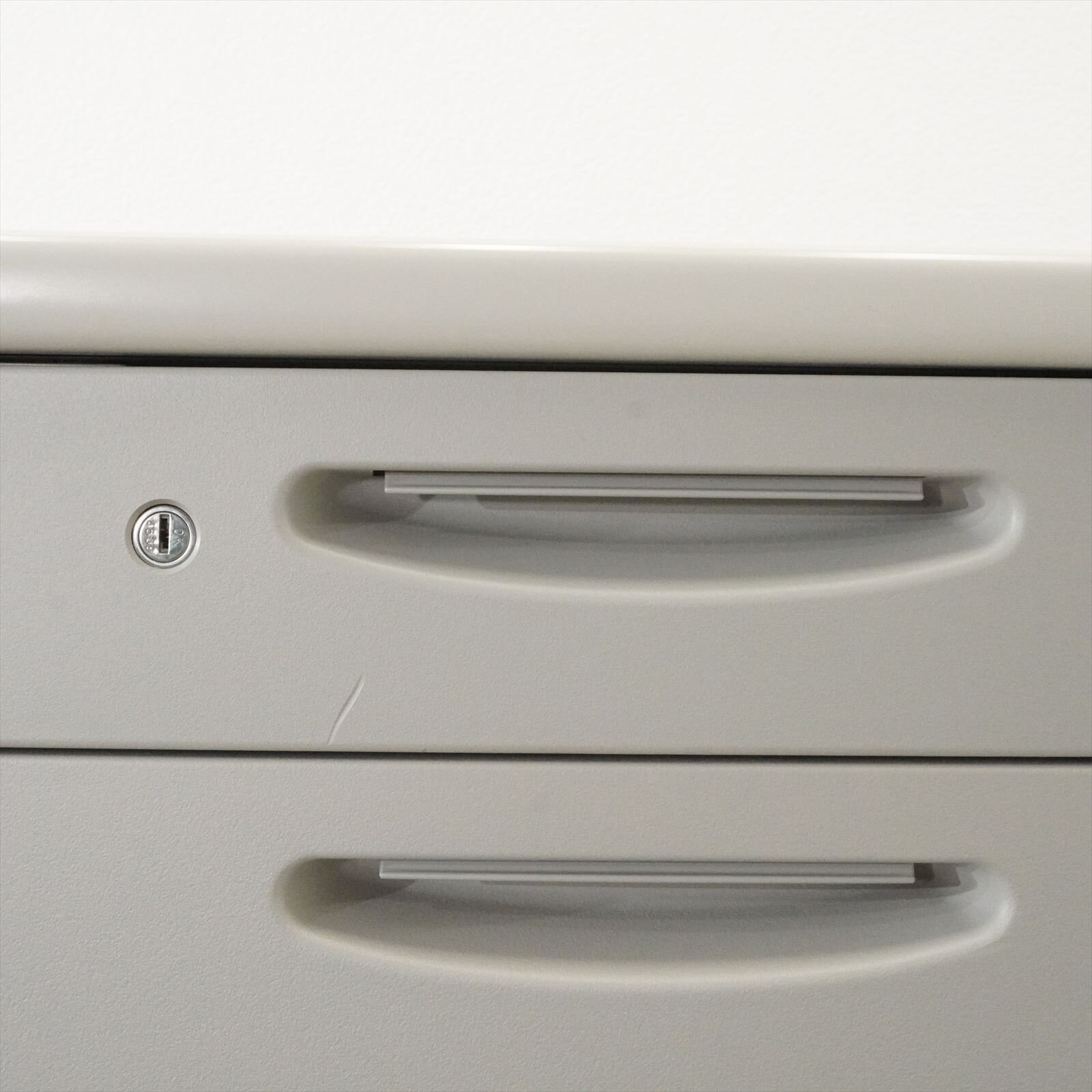 オカムラ SD-V 片袖机 127 A4・B4兼用 特価品（3）