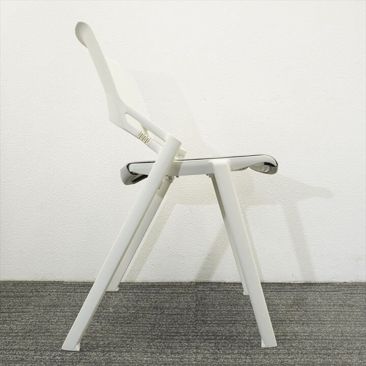 オカムラ アデッソ スタッキングチェア ホワイト×グレー 2脚セット