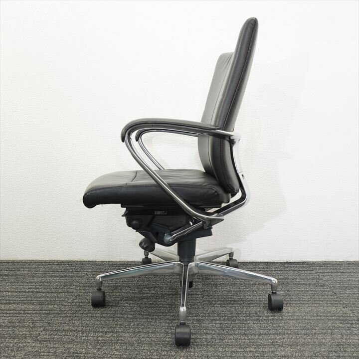 イトーキ プレクサス 肘付 ミドルバック 革 ブラック